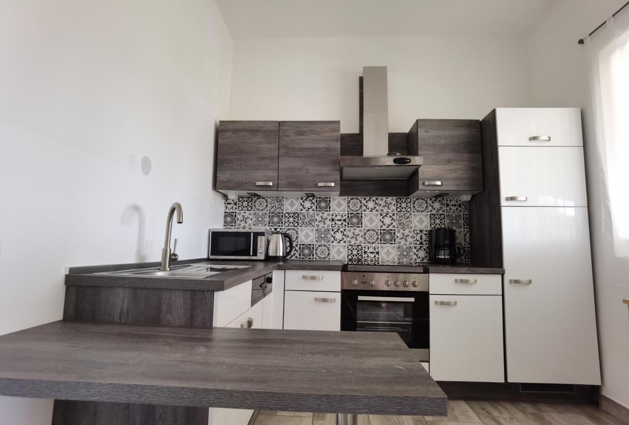 Apartments Jasna Privlaka  Kültér fotó