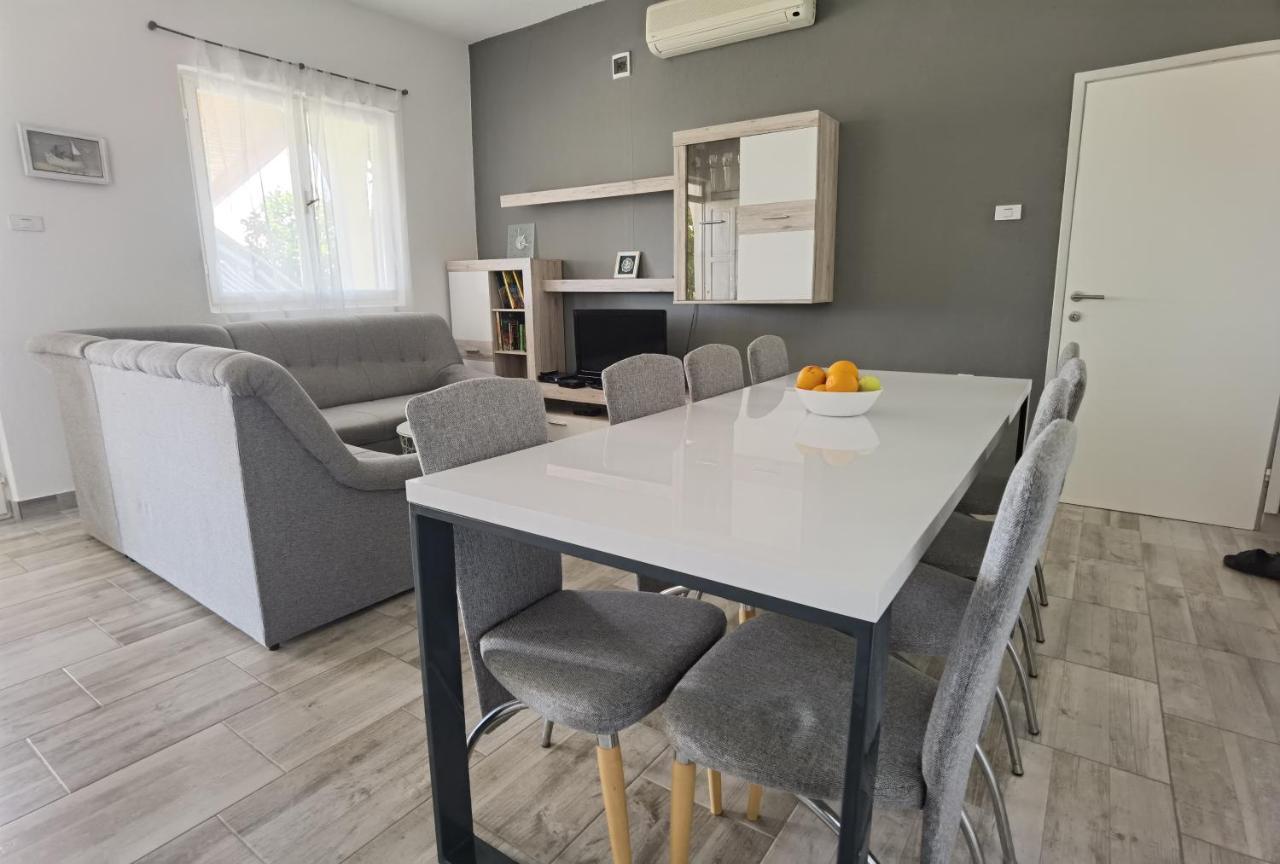 Apartments Jasna Privlaka  Kültér fotó