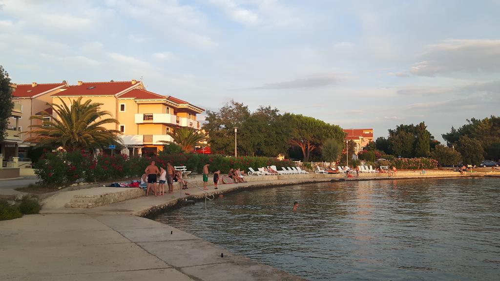 Apartments Jasna Privlaka  Kültér fotó