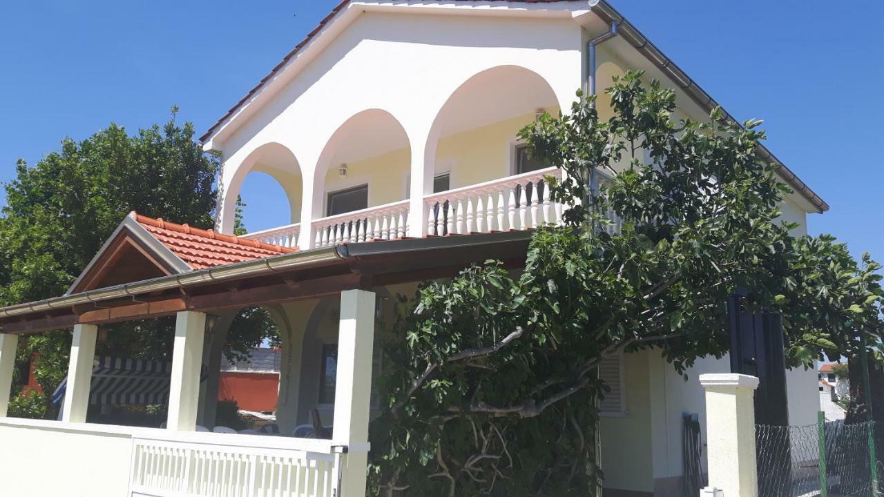 Apartments Jasna Privlaka  Kültér fotó