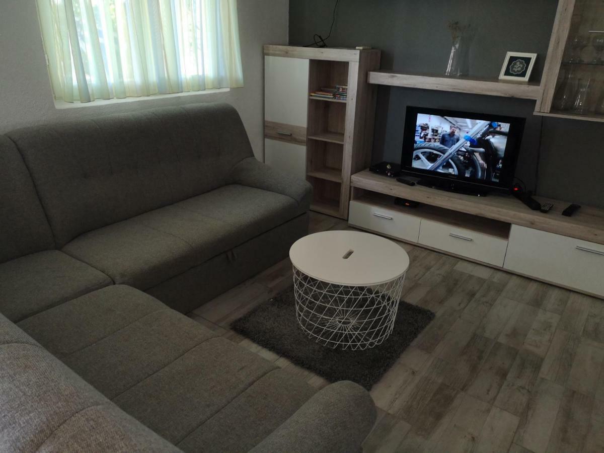 Apartments Jasna Privlaka  Kültér fotó